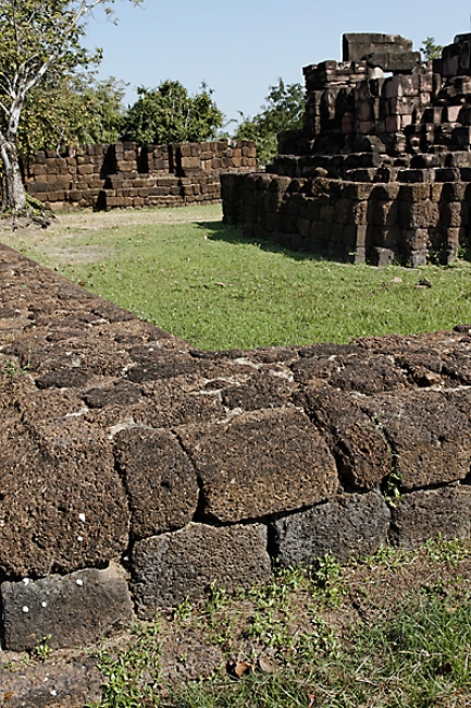 Kuti rishi Phimai-012